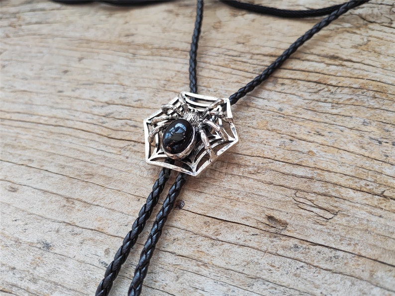 Black Agate Spider Bolo Tie: Western Cowboy Necktie