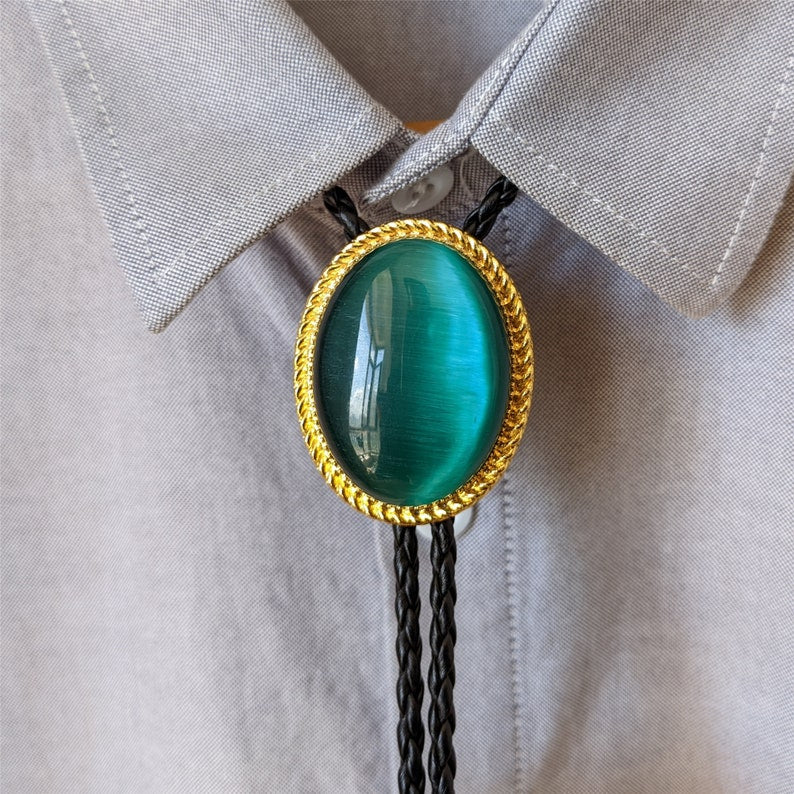 Blue Cat-eye Stone Bolo Tie: Western Cowboy Faux Leather Necklace