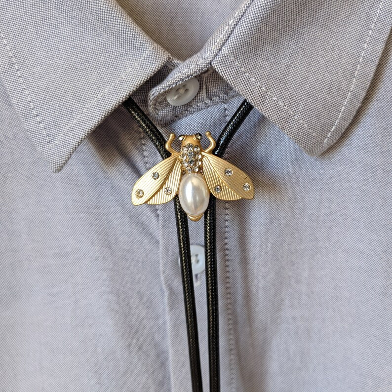 Pearl Firefly Bolo Tie: Silver Alloy Western Necklace
