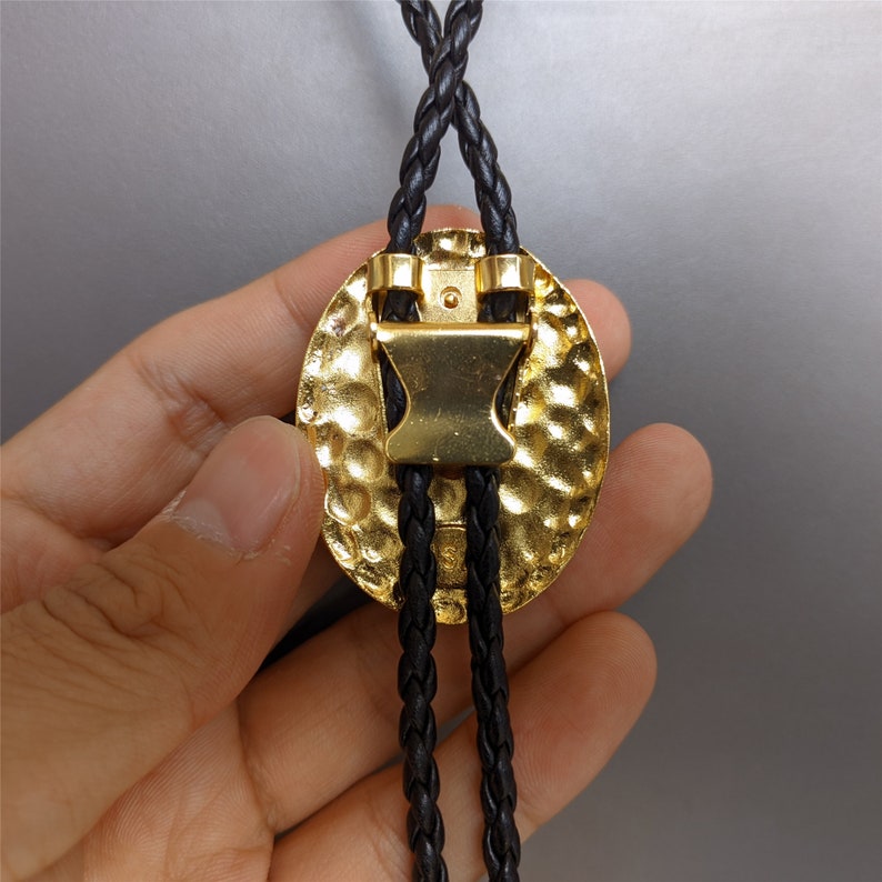 Blue Cat-eye Stone Bolo Tie: Western Cowboy Faux Leather Necklace