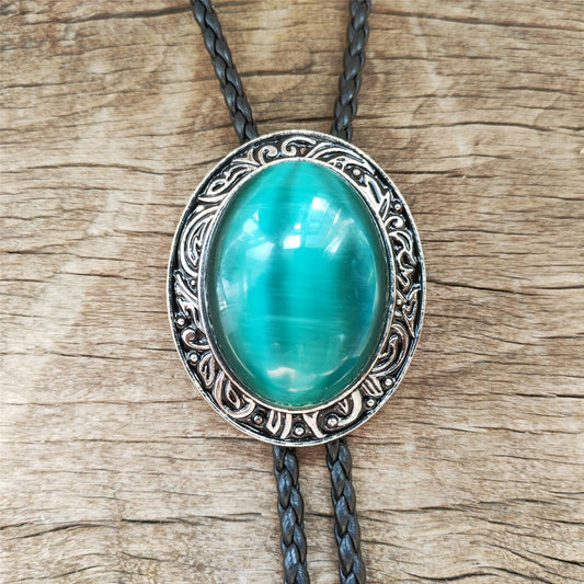 Green Cat-eye Stone Bolo Tie: Silver