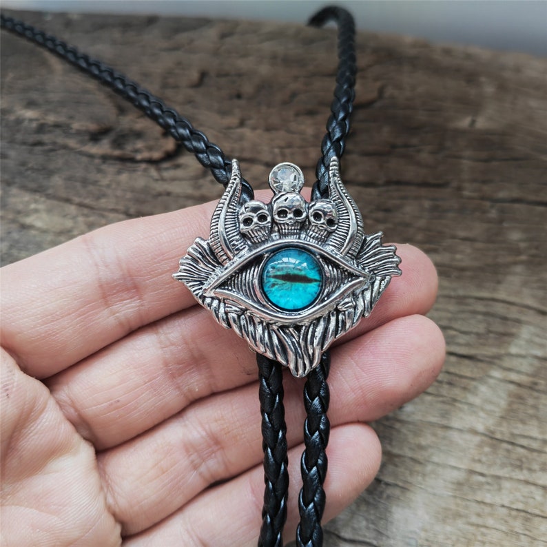 Devil Eye Bolo Tie: Skull Western Cowboy Silver-Plated Necklace