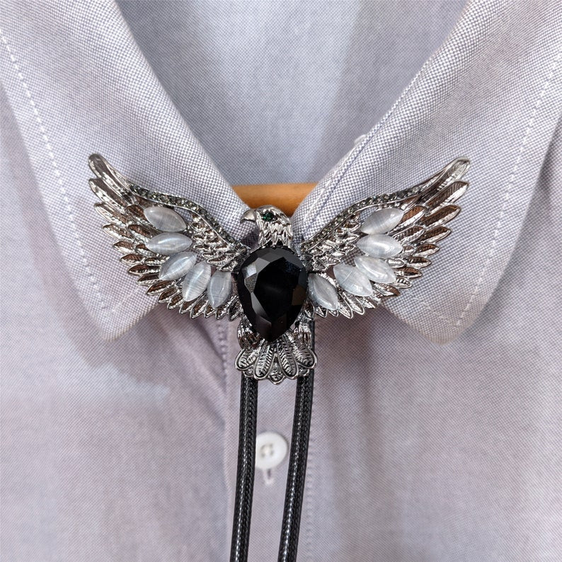 Black Agate Eagle Bolo Tie: Silver