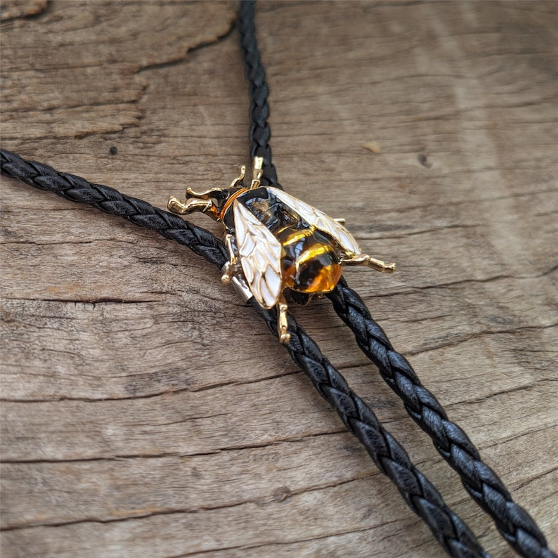3D Bee Bolo Tie: Silver