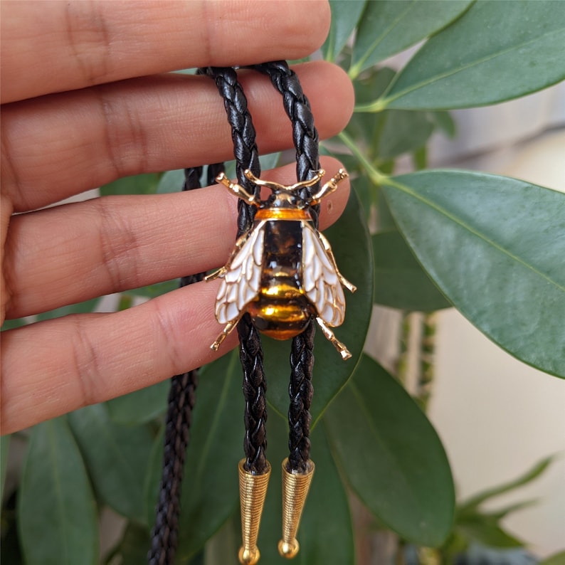 3D Bee Bolo Tie