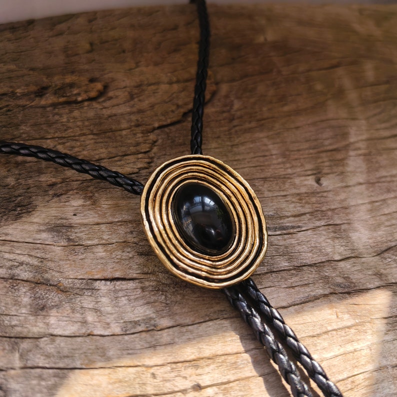olden Vortex Black Agate Bola Bolo Tie