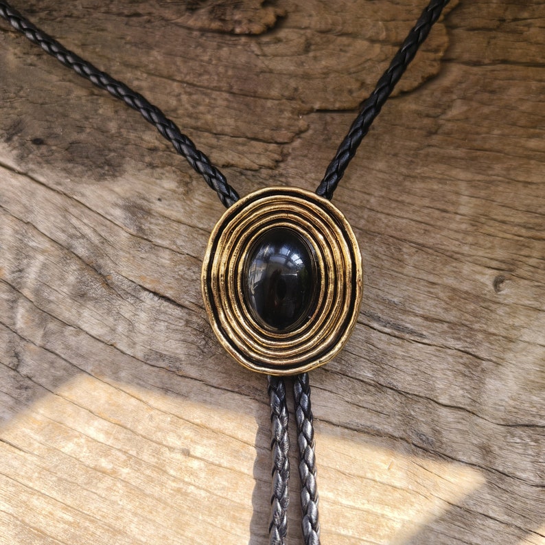 olden Vortex Black Agate Bola Bolo Tie