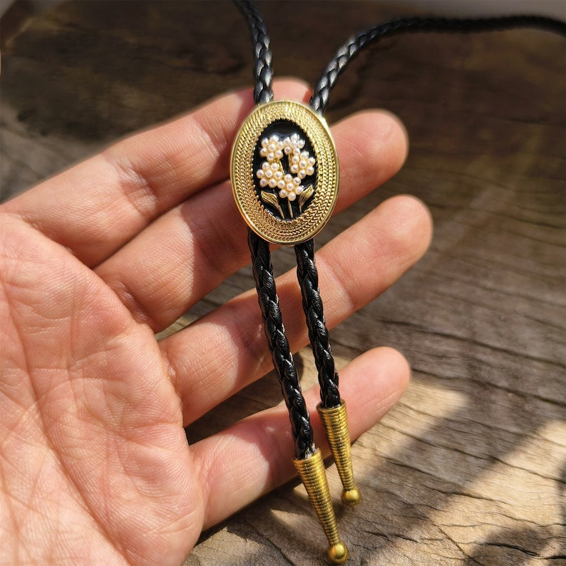 Small Pearl Flower Bolo Tie