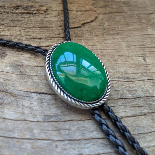 Green Jade Bolo Tie: Silver