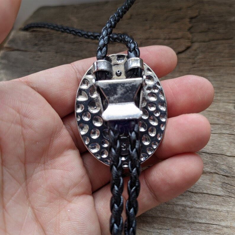 Green Jade Bolo Tie: Western Cowboy Silver-Plated Necklace