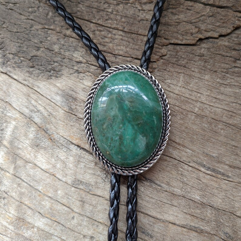 Green Jade Bolo Tie: Western Cowboy Silver-Plated Necklace