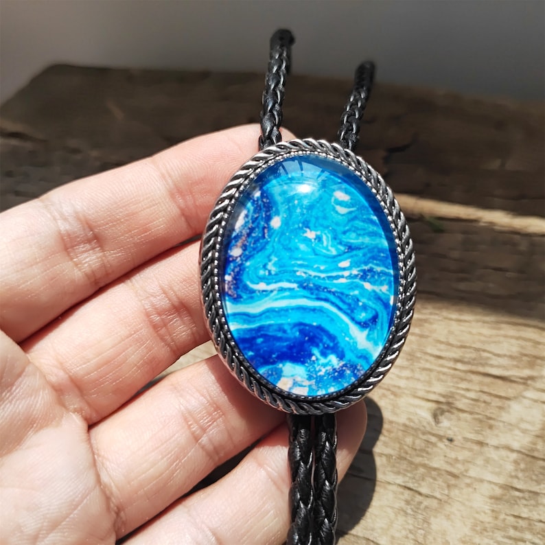 Blue Starry Moon Bolo Tie: Silver-Plated Western Cowboy Necktie