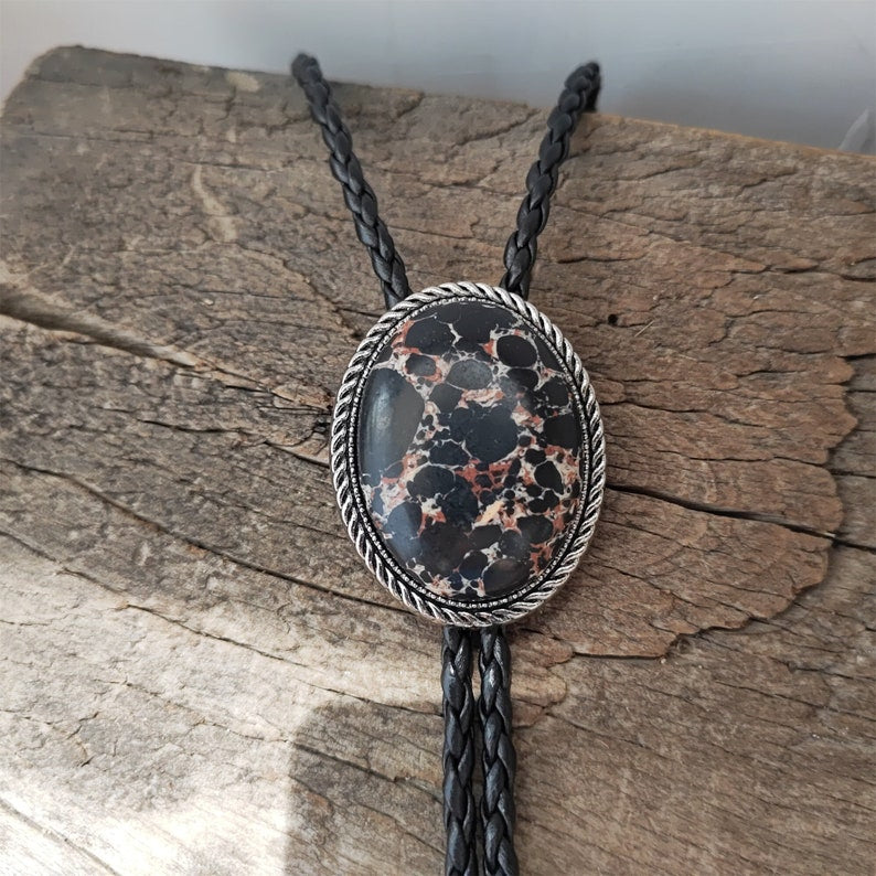 Black Spot Agate Bolo Tie: Western Cowboy Silver-Plated Necklace