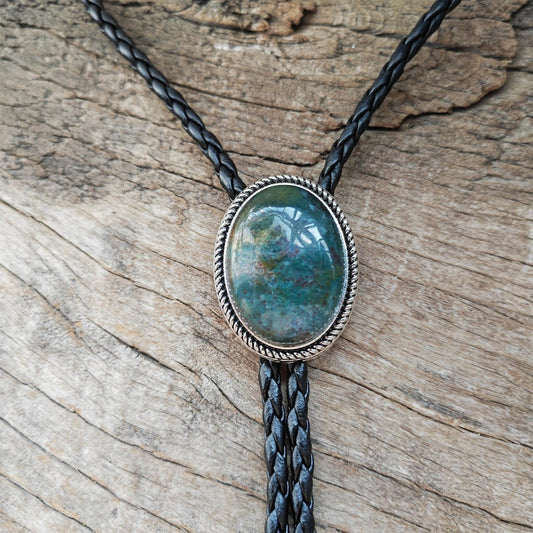 Green Jade Bolo Tie: Silver-Plated Western Cowboy Necktie