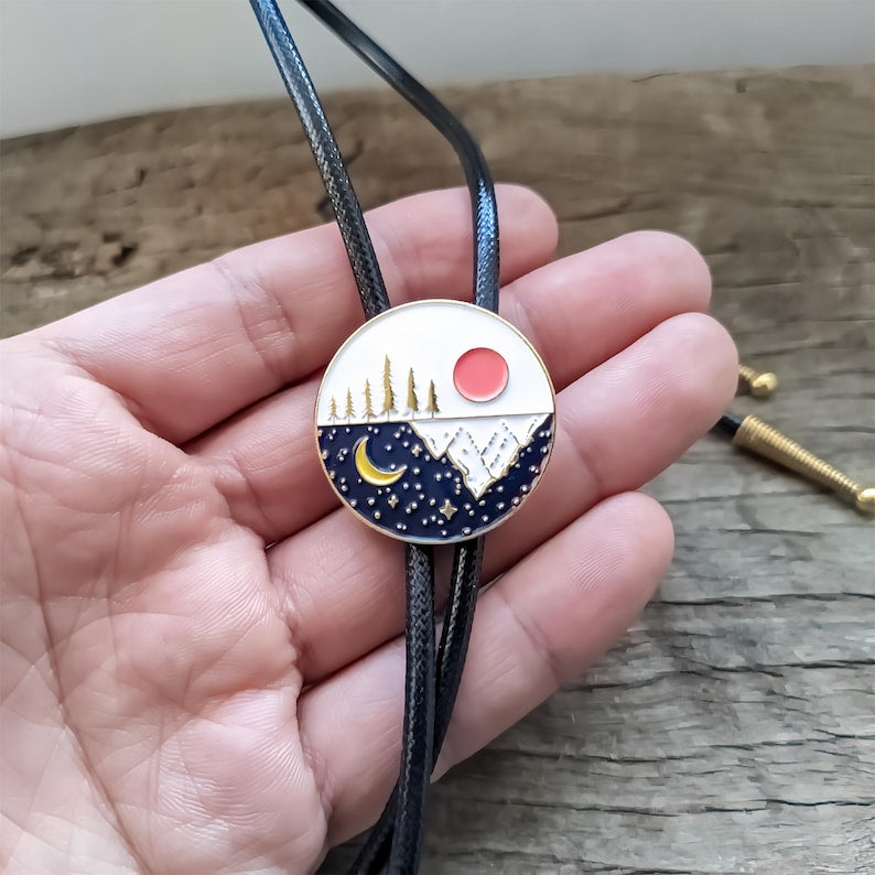 Snow Mountain Bolo Tie: Western Cowboy Wax Rope Necktie