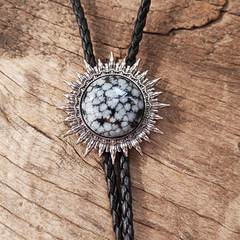 Flower Agate Sun Bolo Tie: Silver-Plated Western Necklace
