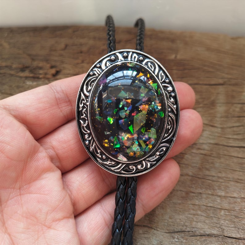 Opal Stone Bolo Tie: Silver