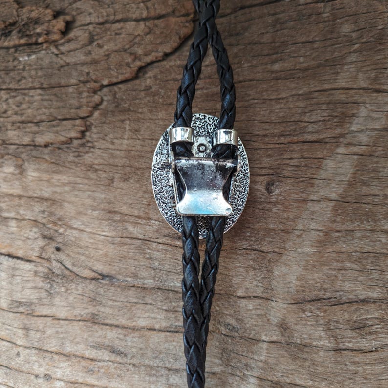 Purple Agate Bolo Tie: Silver