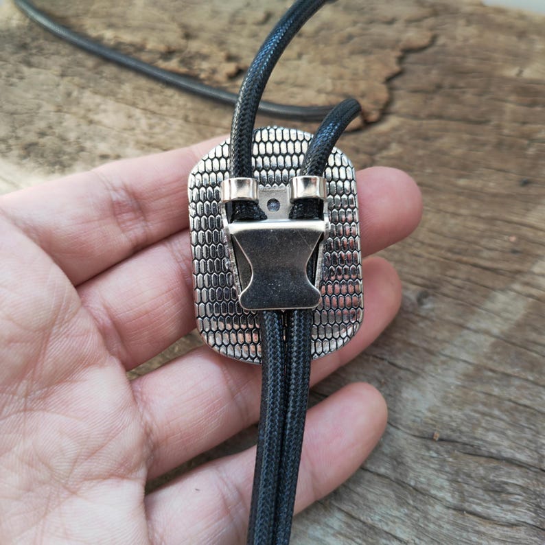 King Cobra Bolo Tie: Silver