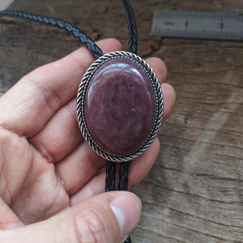 Dark Red Agate Bola Bolo Tie