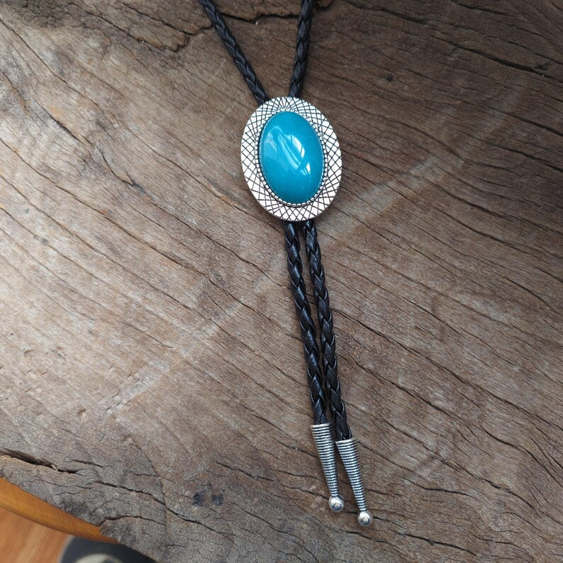 Turquoise Bolo Tie: Silver