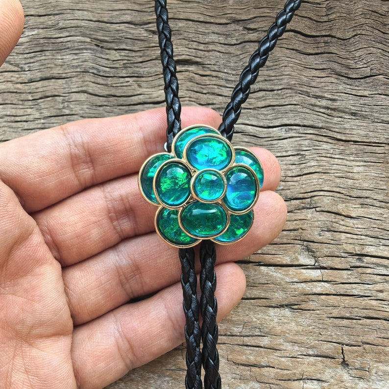 Green Acrylic Flower Bolo Tie: Western Cowboy PU Leather Necklace