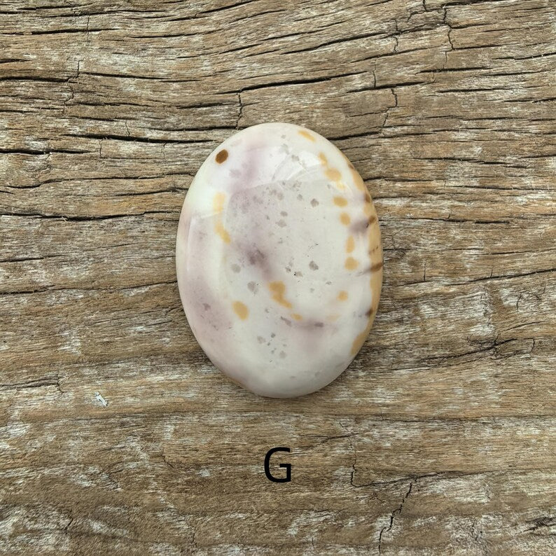 Sandstone Agate Bolo Tie