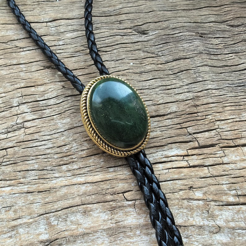 Dark Green Natural Stripe Jade Bola Bolo Tie
