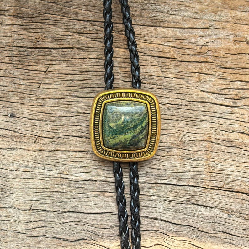 Square Natural Stripe Jade Bola Bolo Tie