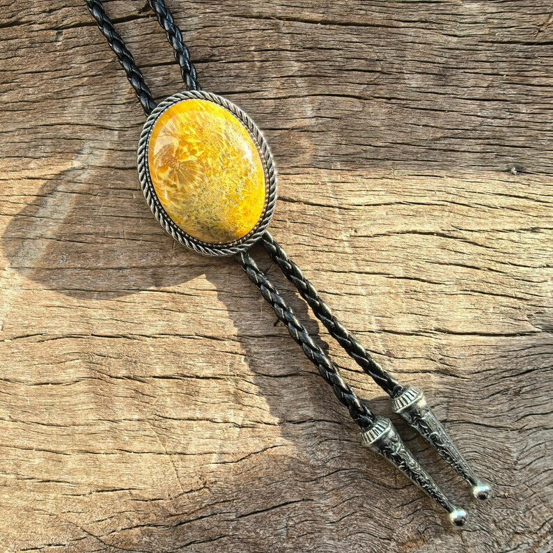 Yellow Crazy Agate Cowboy Bolo Tie: Silver