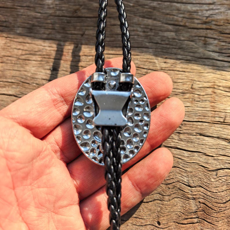 Grey Cat-eye Stone Bolo Tie: Western Cowboy Necktie
