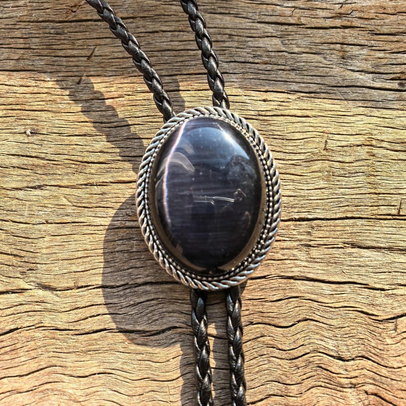 Grey Cat-eye Stone Bolo Tie: Western Cowboy Necktie