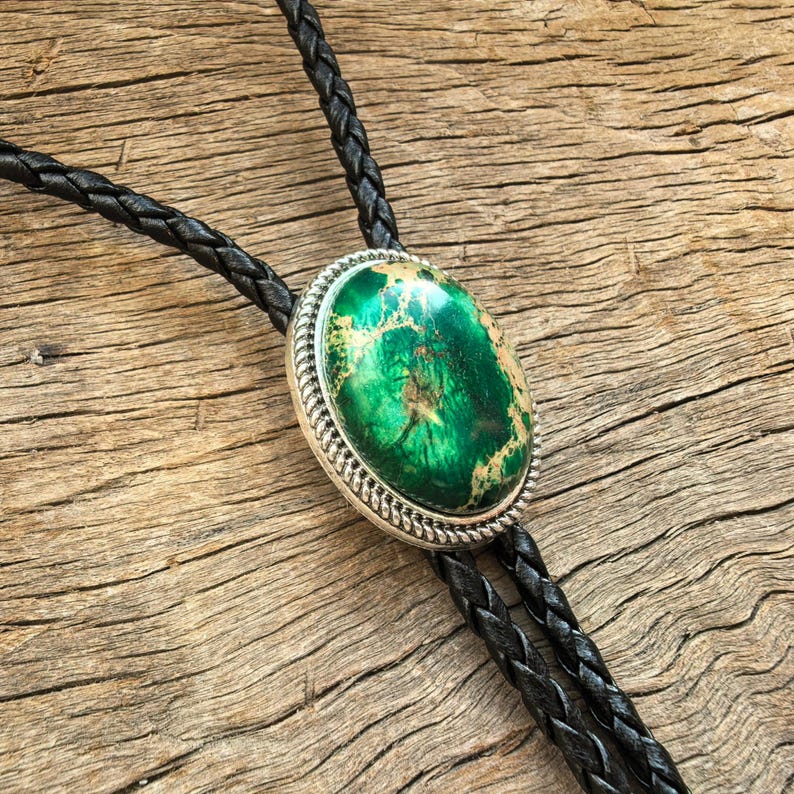 Sparrow Stone Bolo Tie
